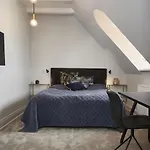 Royal 5*