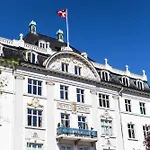 Royal Hotell 5*