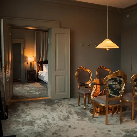 Royal Hotel 5*